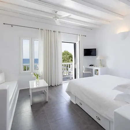 Nefeli Sunset Apart-hotel Pollonia