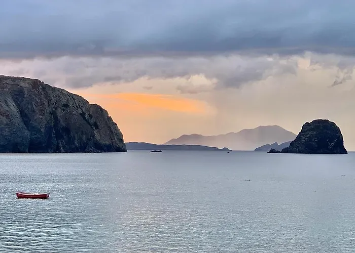 Nefeli Sunset Aparthotel Pollonia