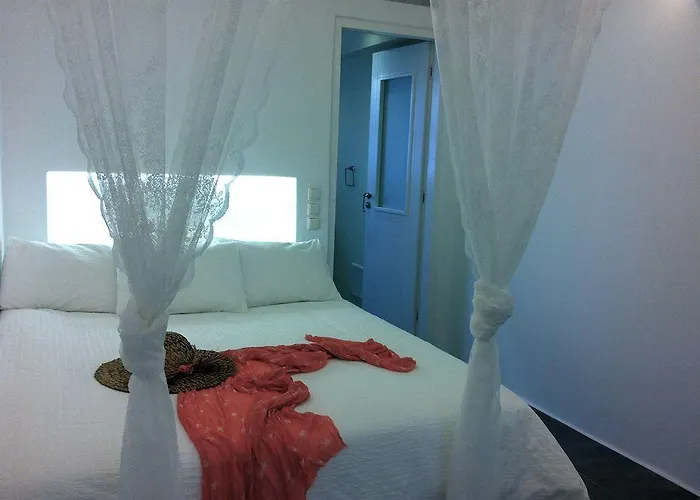 Nefeli Sunset Aparthotel