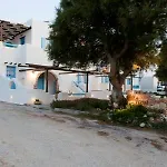 Nefeli Sunset Aparthotel Pollonia