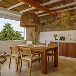 Nefeli Sunset Hotel apartamentowy