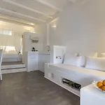 Nefeli Sunset Aparthotel 3*