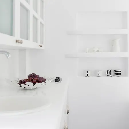 Nefeli Sunset Aparthotel 3*