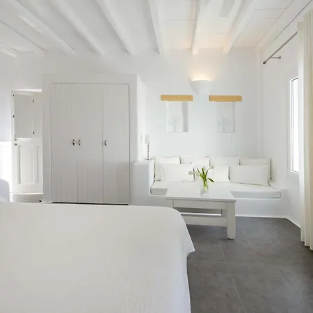 Nefeli Sunset Lejlighedshotel 3*