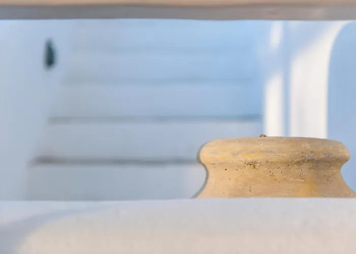 Nefeli Sunset Aparthotel Pollonia