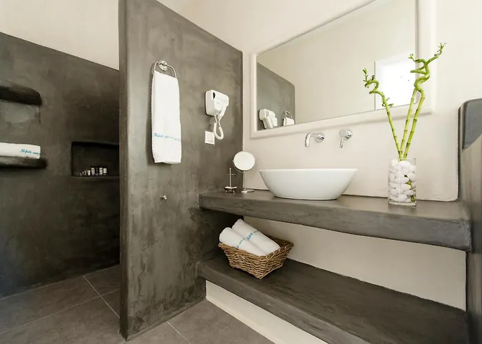 Nefeli Sunset Aparthotel 3*