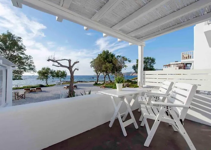 Nefeli Sunset Aparthotel Pollonia