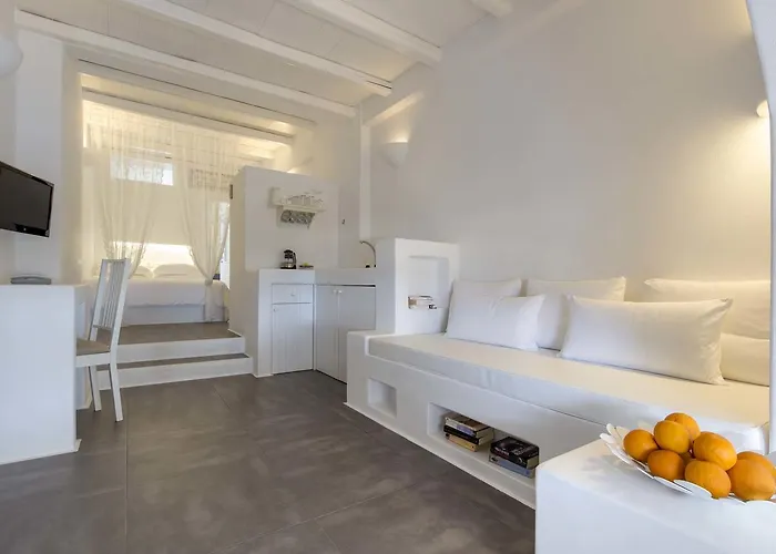 Nefeli Sunset Aparthotel 3*